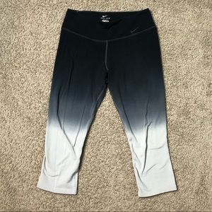 Nike Dri-Fit 3/4 Ombré Leggings